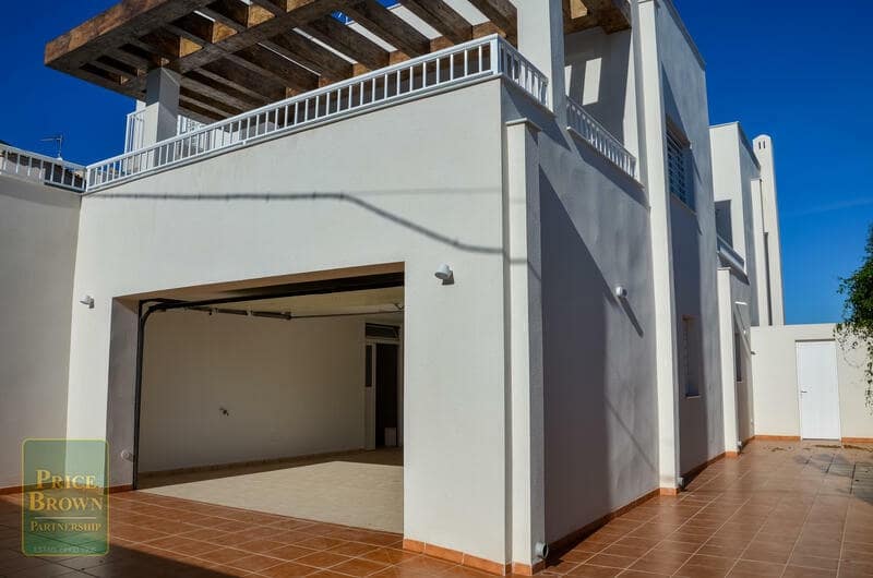 4 bedroom Villa for sale in Mojacar with pool - € 790,000 (Ref: 4318797)