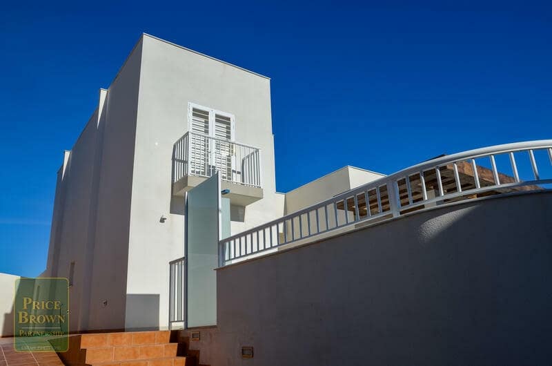 4 bedroom Villa for sale in Mojacar with pool - € 790,000 (Ref: 4318797)