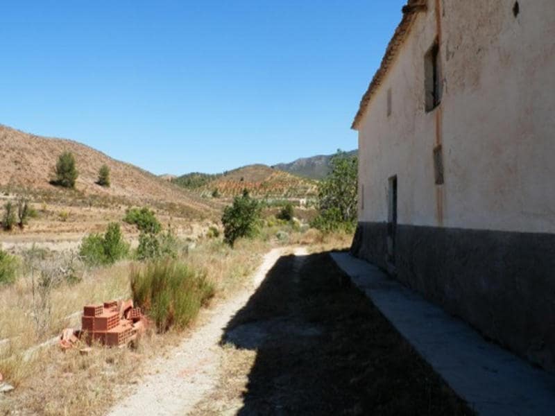 Finca/Country House for sale in Velez-Rubio with garage - € 175,000 (Ref: 4913722)