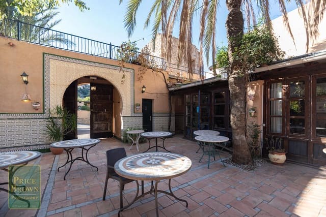 Restaurant/Bar til salgs i Los Cabreras, Vélez-Rubio - € 550 000 (Ref: 7991624)