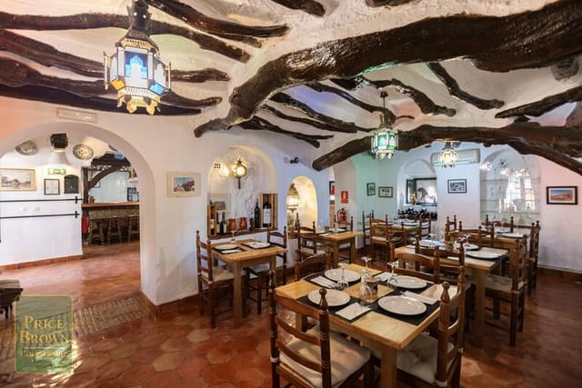 Restaurant/Bar til salgs i Los Cabreras, Vélez-Rubio - € 550 000 (Ref: 7991624)