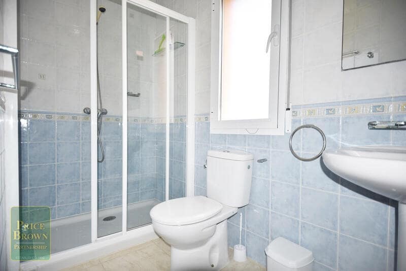 4 bedroom Villa for sale in Vera with pool - € 320,000 (Ref: 8238347)