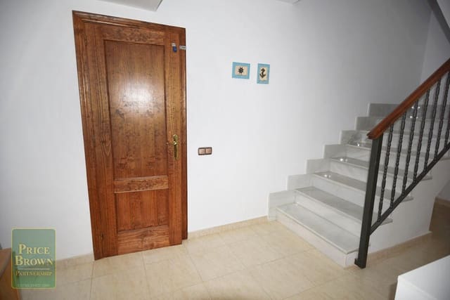 4 bedroom Villa for sale in Vera with pool - € 320,000 (Ref: 8238347)