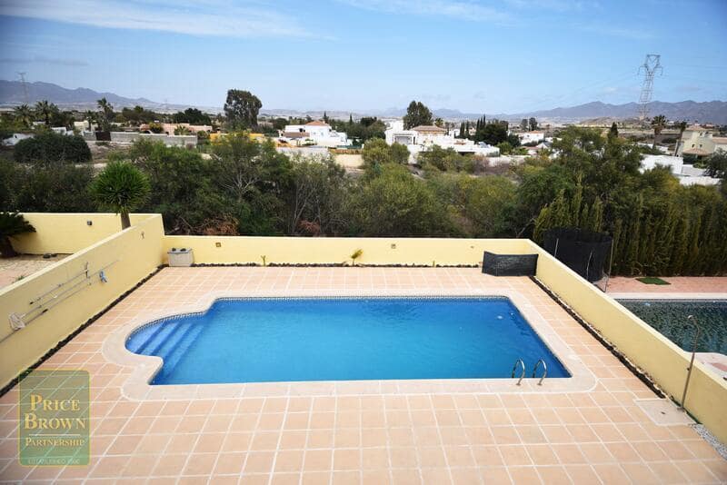 4 bedroom Villa for sale in Vera with pool - € 320,000 (Ref: 8238347)