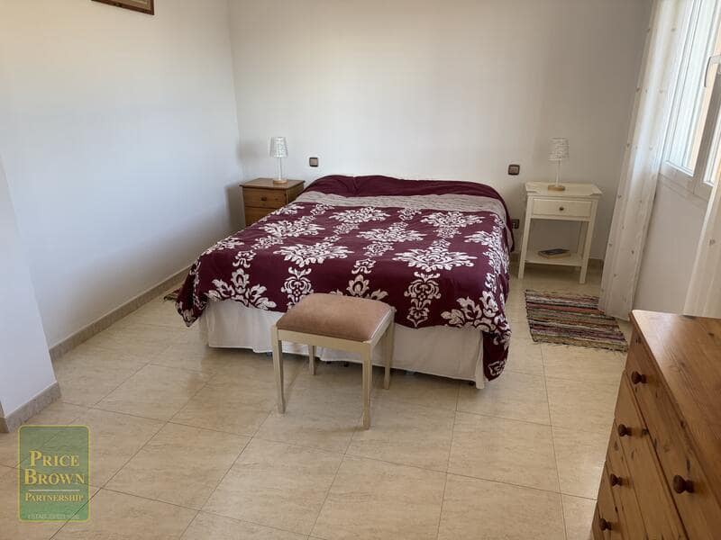 4 bedroom Villa for sale in Vera with pool - € 320,000 (Ref: 8238347)