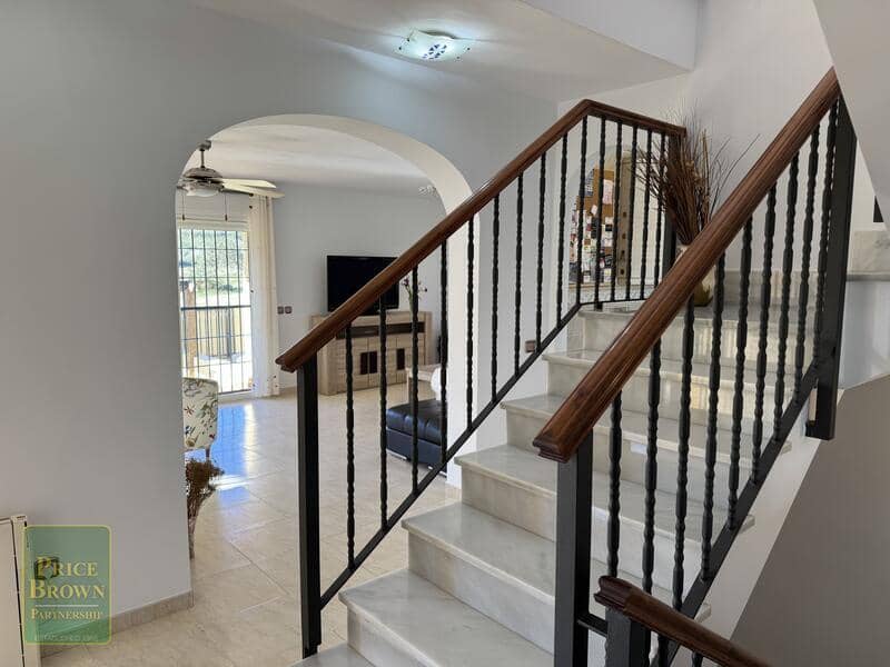 4 bedroom Villa for sale in Vera with pool - € 320,000 (Ref: 8238347)