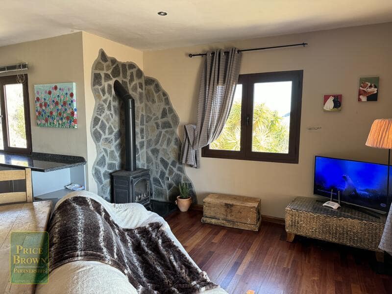 5 soveværelse Finca/Landehus til salg i Los Gallardos med swimmingpool - € 650.000 (Ref: 8292622)