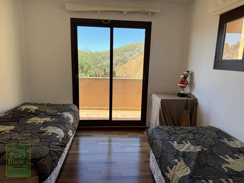 5 soveværelse Finca/Landehus til salg i Los Gallardos med swimmingpool - € 650.000 (Ref: 8292622)