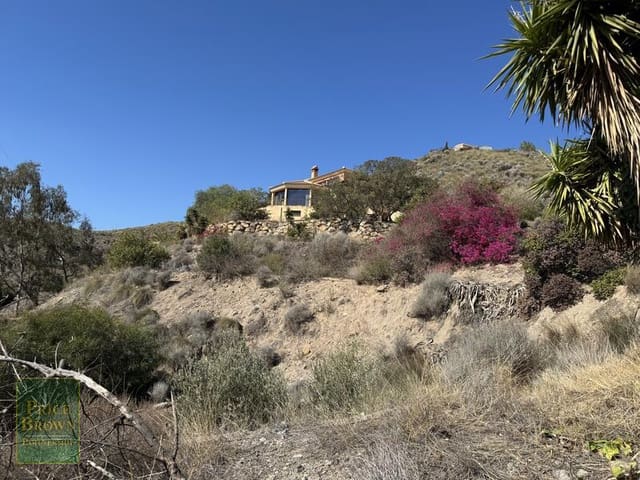 5 soveværelse Finca/Landehus til salg i Los Gallardos med swimmingpool - € 650.000 (Ref: 8292622)