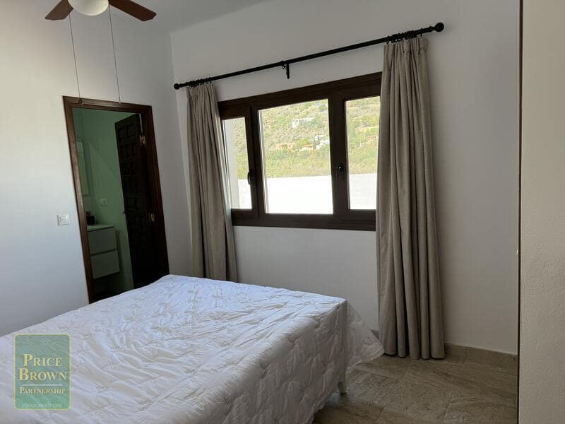 Chalet de 4 habitaciones en Mojácar en venta con piscina - 649.995 € (Ref: 8448599)