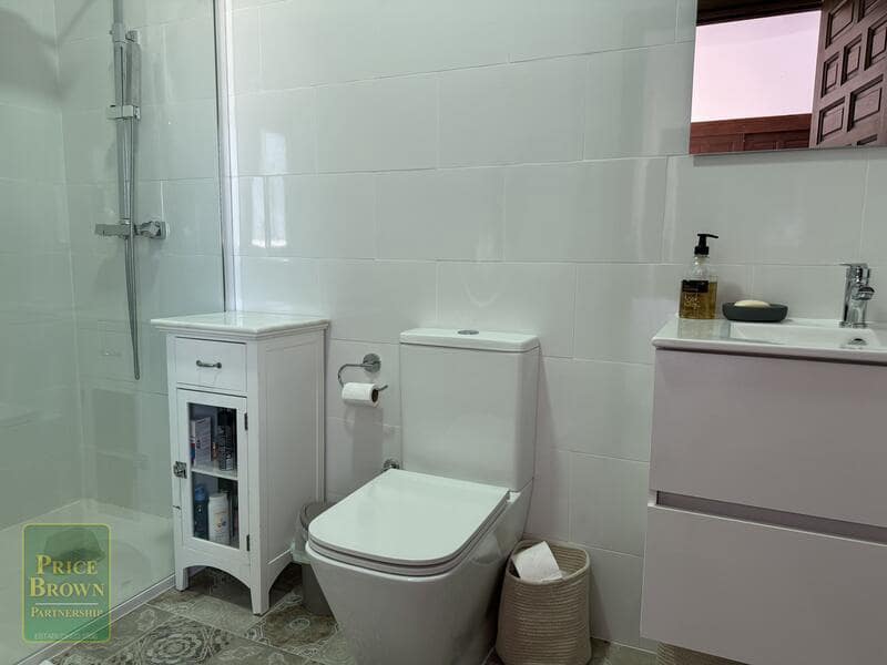 Chalet de 4 habitaciones en Mojácar en venta con piscina - 649.995 € (Ref: 8448599)