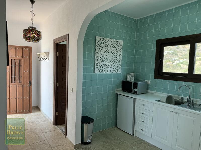 Chalet de 4 habitaciones en Mojácar en venta con piscina - 649.995 € (Ref: 8448599)