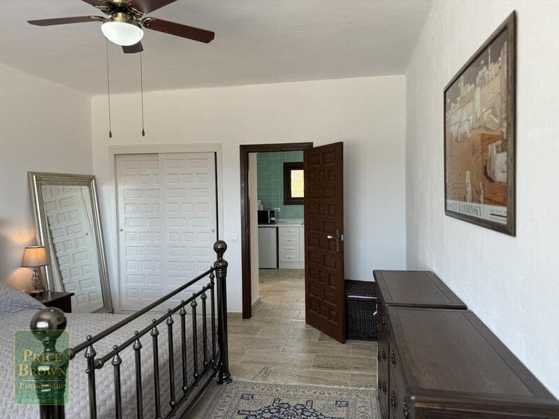 Chalet de 4 habitaciones en Mojácar en venta con piscina - 649.995 € (Ref: 8448599)