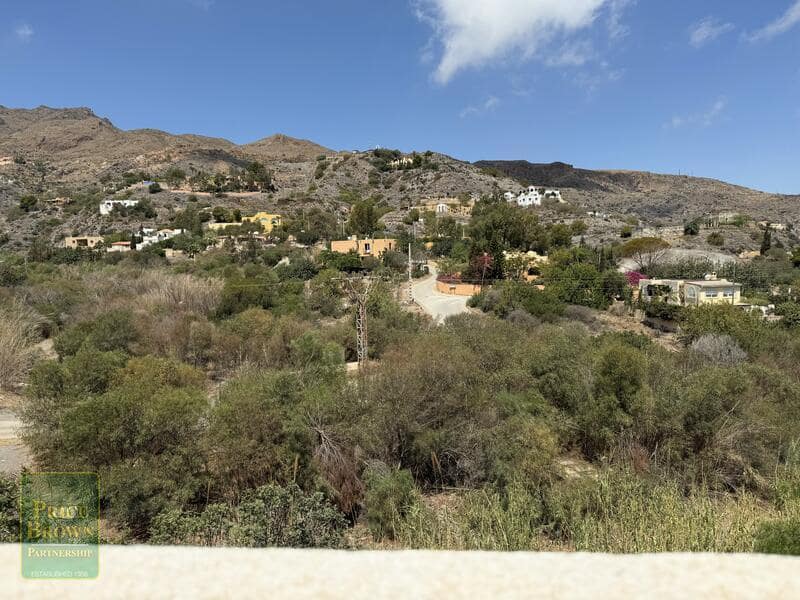 Chalet de 4 habitaciones en Mojácar en venta con piscina - 649.995 € (Ref: 8448599)