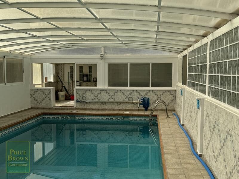 10 soveværelse Finca/Landehus til salg i Mojacar med swimmingpool - € 699.000 (Ref: 8512487)