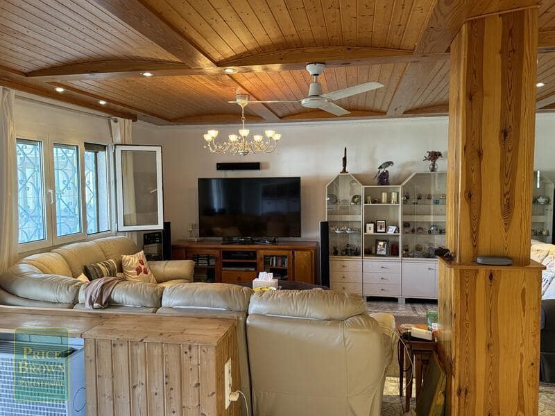 10 soveværelse Finca/Landehus til salg i Mojacar med swimmingpool - € 699.000 (Ref: 8512487)