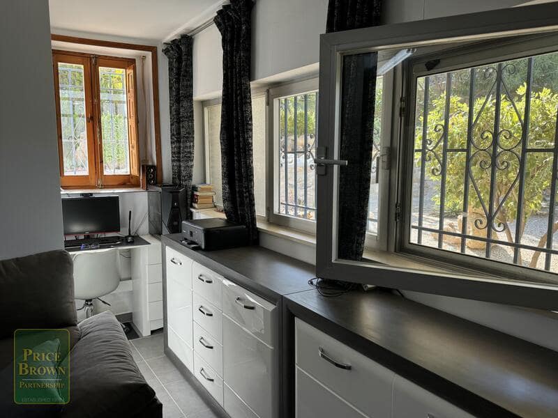 10 soveværelse Finca/Landehus til salg i Mojacar med swimmingpool - € 699.000 (Ref: 8512487)