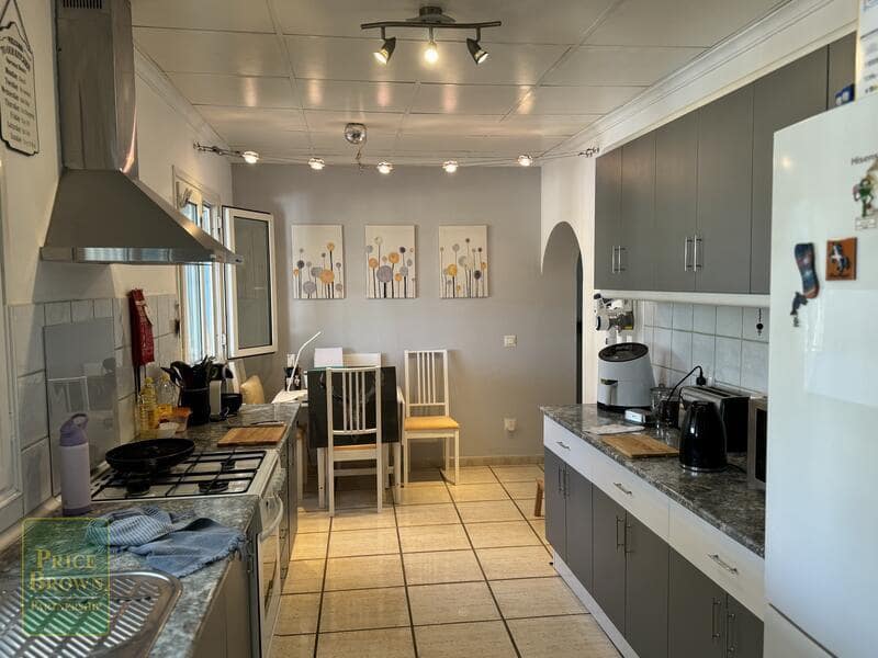 10 soveværelse Finca/Landehus til salg i Mojacar med swimmingpool - € 699.000 (Ref: 8512487)