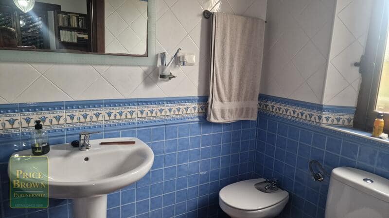 4 soveværelse Villa til salg i Zurgena - € 399.000 (Ref: 8910019)