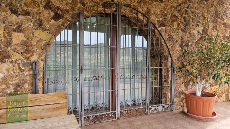 4 soveværelse Villa til salg i Zurgena - € 399.000 (Ref: 8910019)