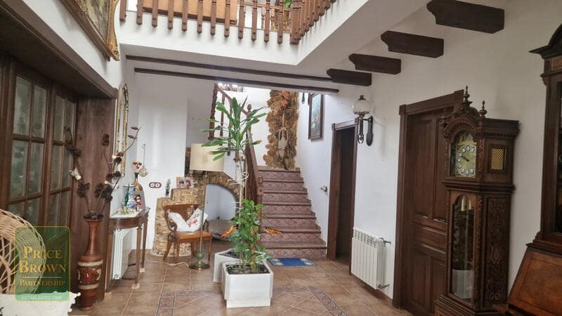 4 soveværelse Villa til salg i Zurgena - € 399.000 (Ref: 8910019)