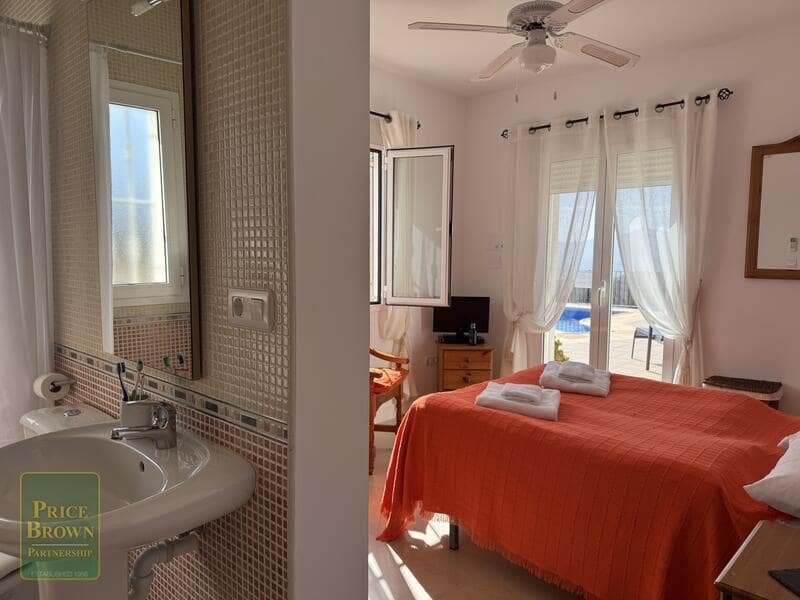 4 soveværelse Villa til salg i Bedar med swimmingpool - € 525.000 (Ref: 8960559)