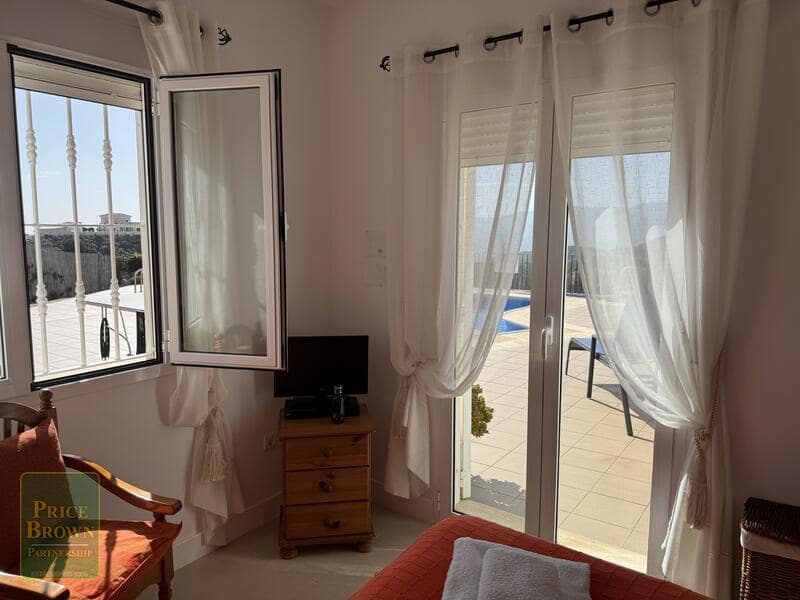 4 soveværelse Villa til salg i Bedar med swimmingpool - € 525.000 (Ref: 8960559)