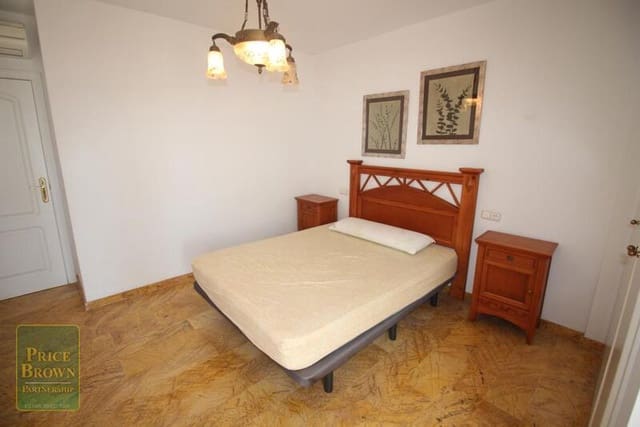 Apartamento de 4 habitaciones en Mojácar en venta con piscina garaje - 435.000 € (Ref: 8960692)