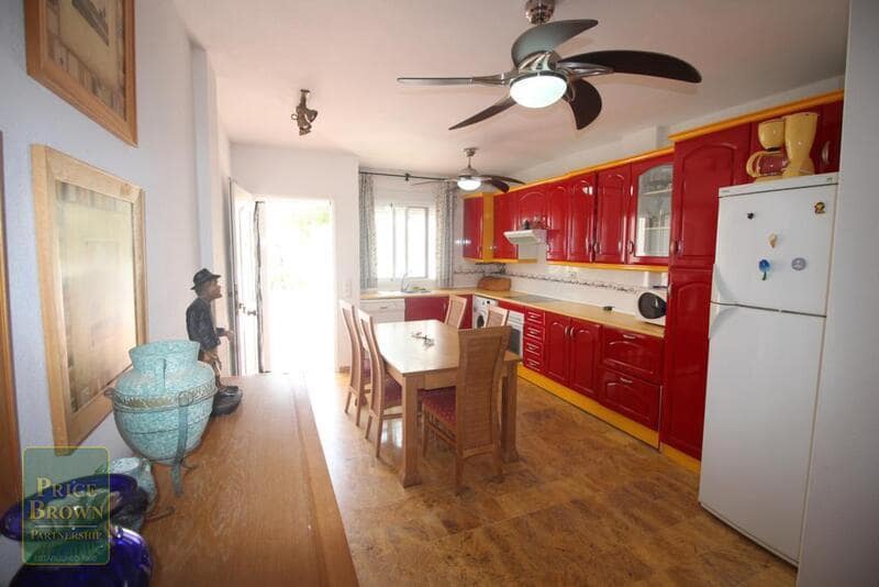 4 sovrum Lägenhet till salu i Mojacar med pool garage - 435 000 € (Ref: 8960692)