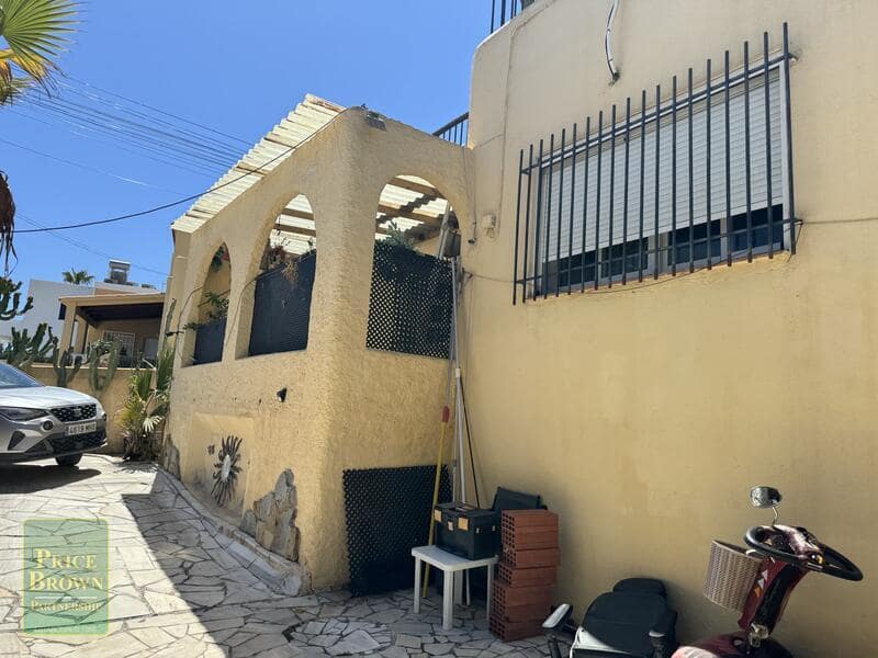 3 soveværelse Villa til salg i Mojacar - € 375.000 (Ref: 8960693)