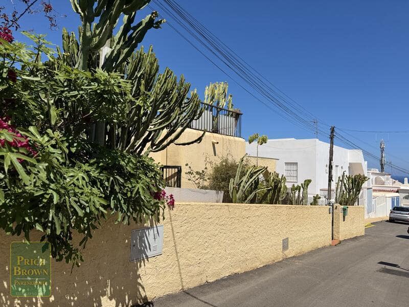 3 soveværelse Villa til salg i Mojacar - € 375.000 (Ref: 8960693)