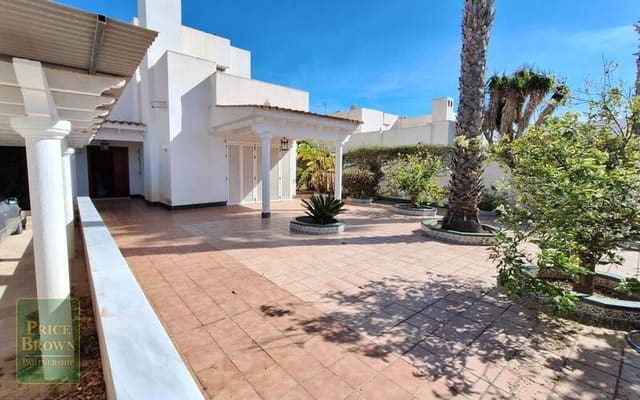 4 bedroom Villa for sale in Mojácar - € 530,000 (Ref: 8960779)