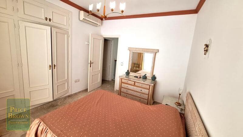 4 bedroom Villa for sale in Mojacar - € 530,000 (Ref: 8960779)