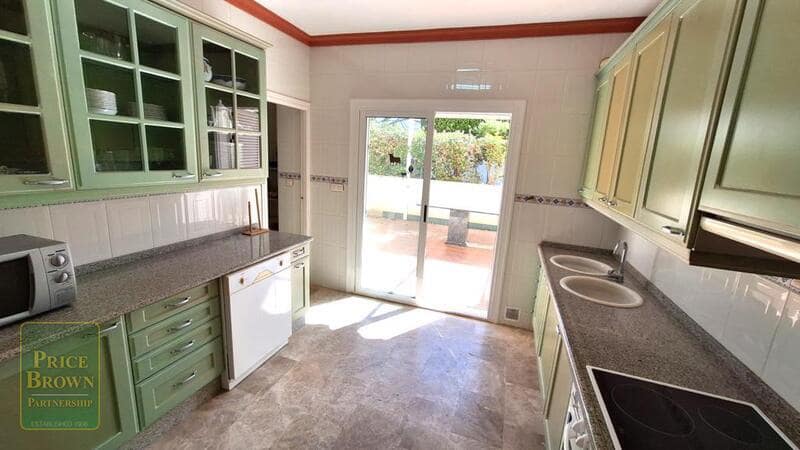 4 bedroom Villa for sale in Mojacar - € 530,000 (Ref: 8960779)