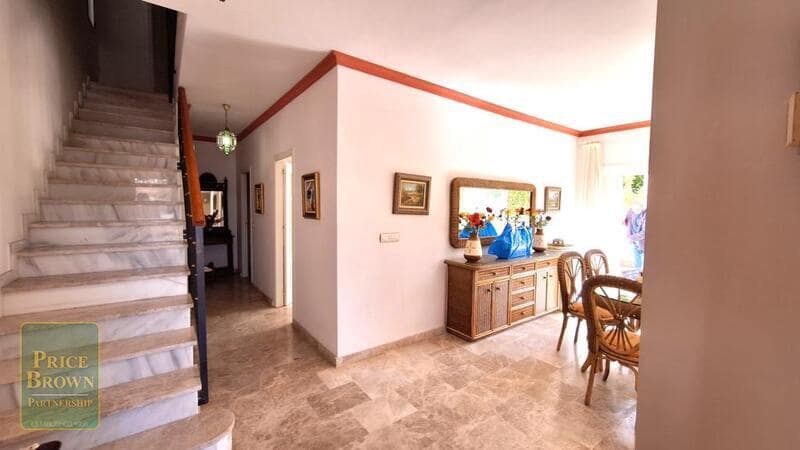 4 bedroom Villa for sale in Mojacar - € 530,000 (Ref: 8960779)