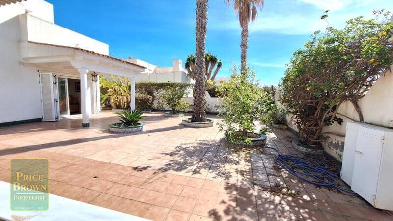 4 bedroom Villa for sale in Mojacar - € 530,000 (Ref: 8960779)
