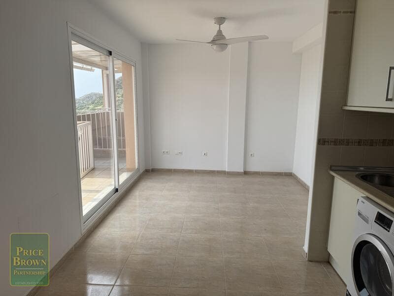 1 soveværelse Penthouse til salg i La Parata - € 110.000 (Ref: 9008693)