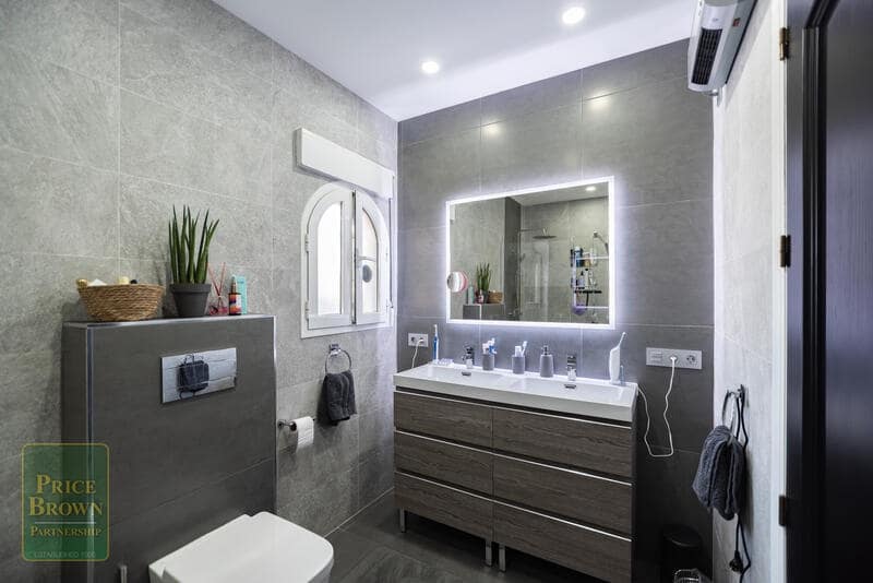 5 soveværelse Villa til salg i Turre med swimmingpool - € 549.950 (Ref: 9015675)