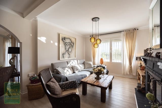 5 soveværelse Villa til salg i Turre med swimmingpool - € 549.950 (Ref: 9015675)