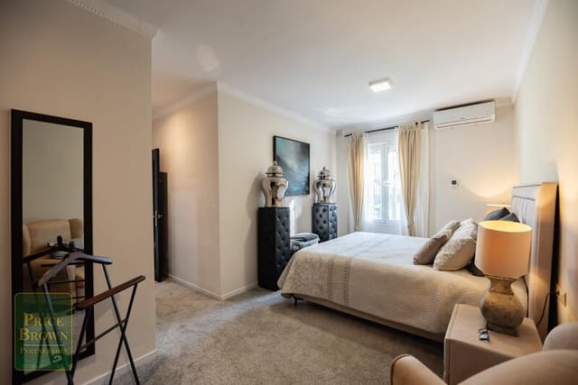 5 soveværelse Villa til salg i Turre med swimmingpool - € 549.950 (Ref: 9015675)