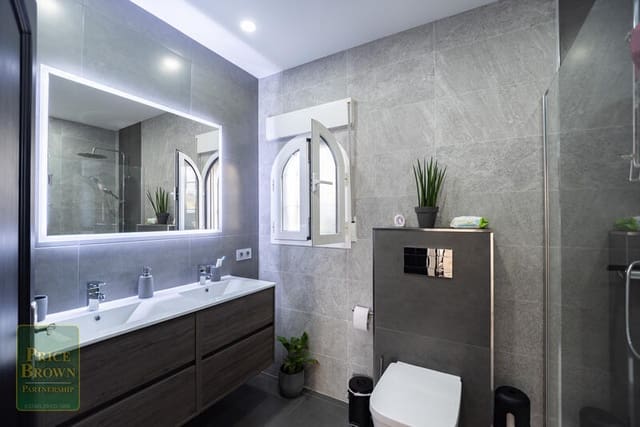 5 soveværelse Villa til salg i Turre med swimmingpool - € 549.950 (Ref: 9015675)