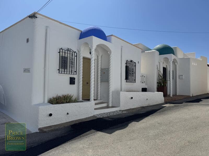 4 sypialnia Willa na sprzedaż w Mojacar z garażem - 359 950 € (Ref: 9148178)