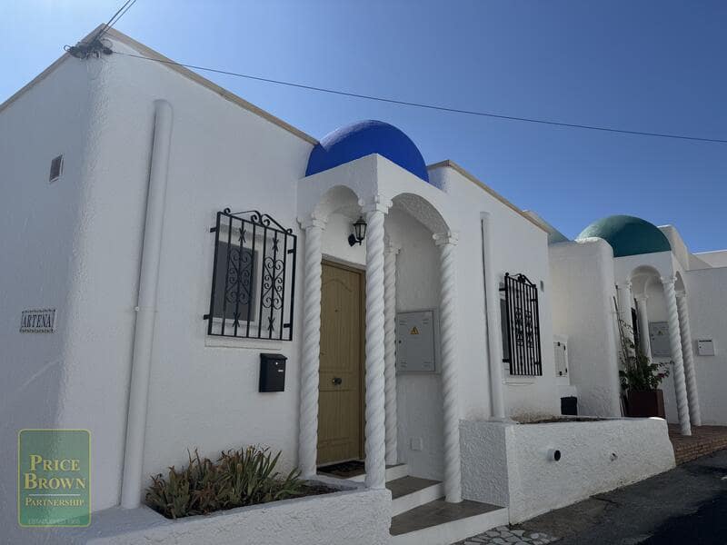 4 sypialnia Willa na sprzedaż w Mojacar z garażem - 359 950 € (Ref: 9148178)
