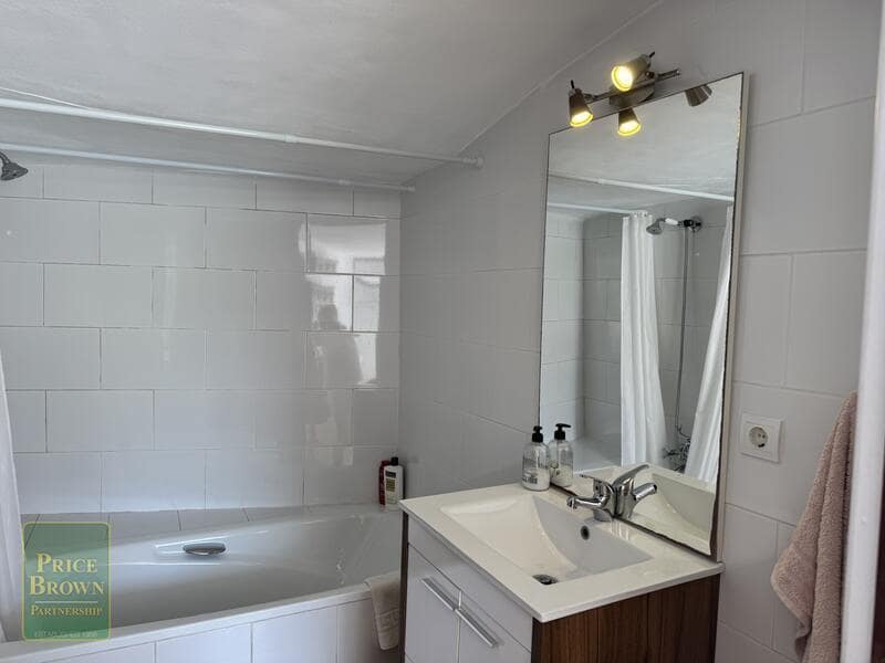 4 sypialnia Willa na sprzedaż w Mojacar z garażem - 359 950 € (Ref: 9148178)