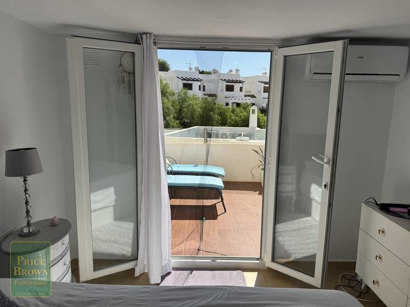 4 sypialnia Willa na sprzedaż w Mojacar z garażem - 359 950 € (Ref: 9148178)