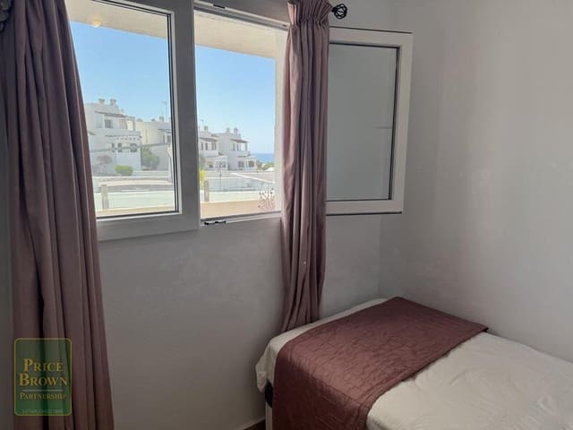 Chalet de 4 habitaciones en Mojácar en venta con garaje - 359.950 € (Ref: 9148178)