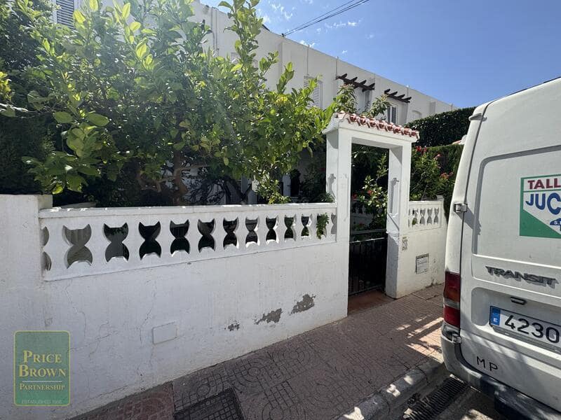 3 soveværelse Rækkehus til salg i Mojacar med swimmingpool garage - € 325.000 (Ref: 9150874)