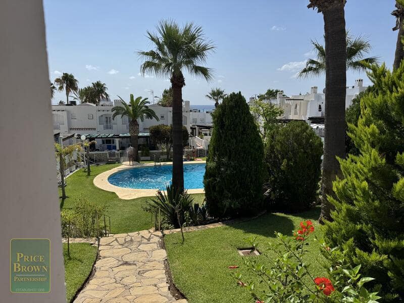 3 soveværelse Rækkehus til salg i Mojacar med swimmingpool garage - € 325.000 (Ref: 9150874)