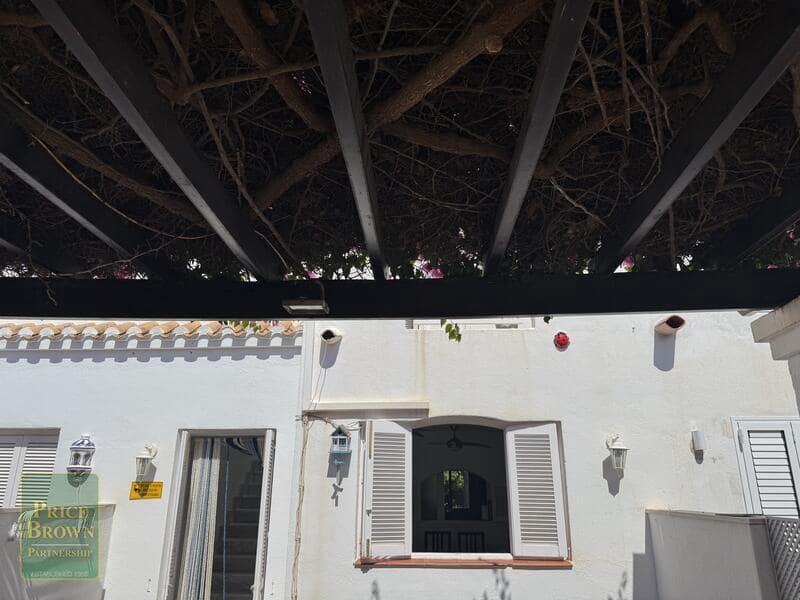 3 soveværelse Rækkehus til salg i Mojacar med swimmingpool garage - € 325.000 (Ref: 9150874)