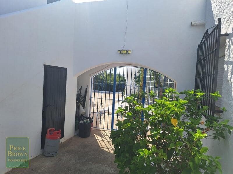 3 bedroom Villa for sale in Vera with pool - € 495,000 (Ref: 9153011)